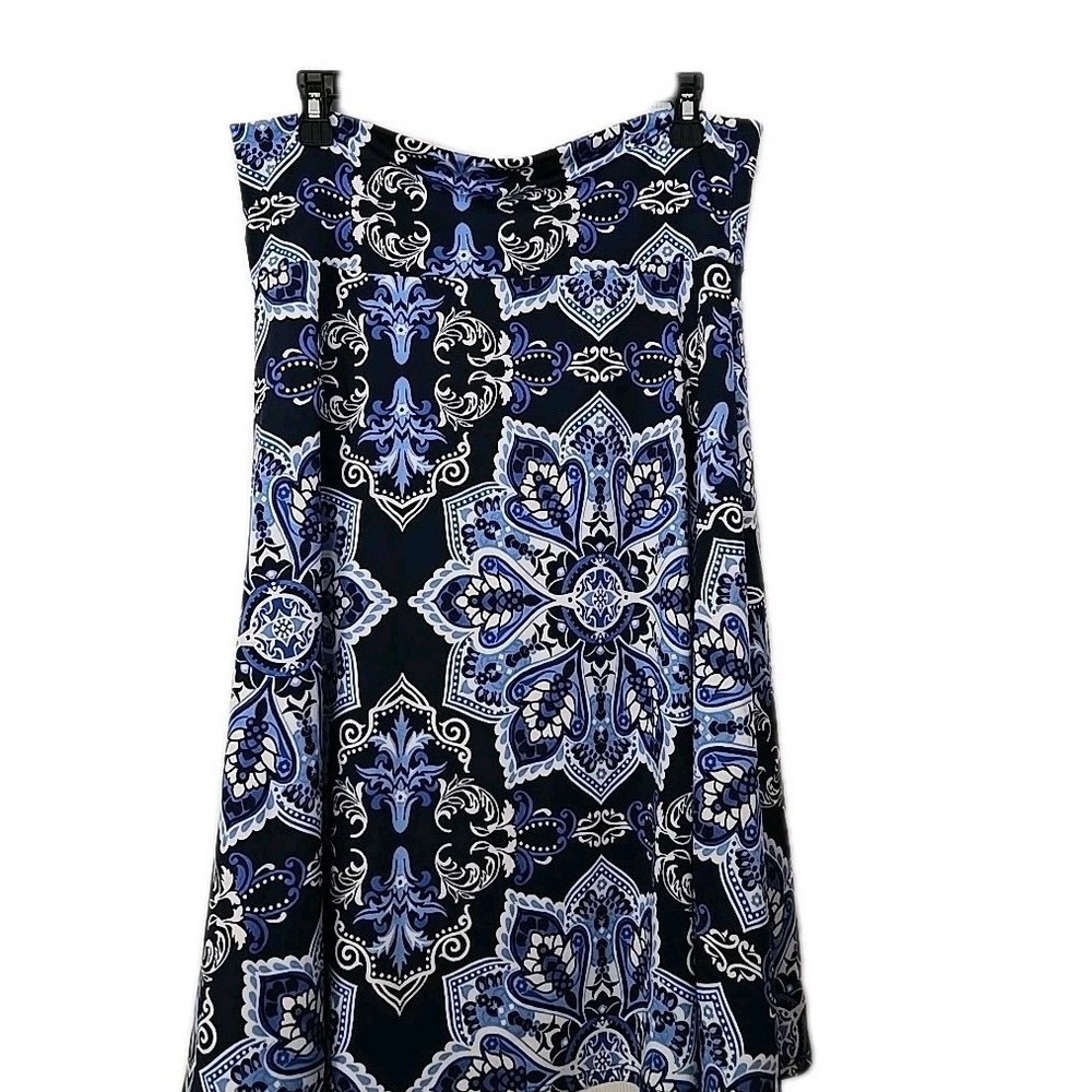 LulaRoe Womans Knee Length Skirt Size XL Blue Paisley
